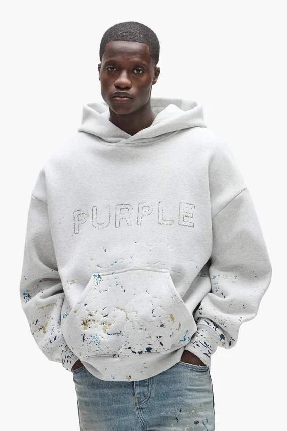 Hoodie med nitar i kamouflage