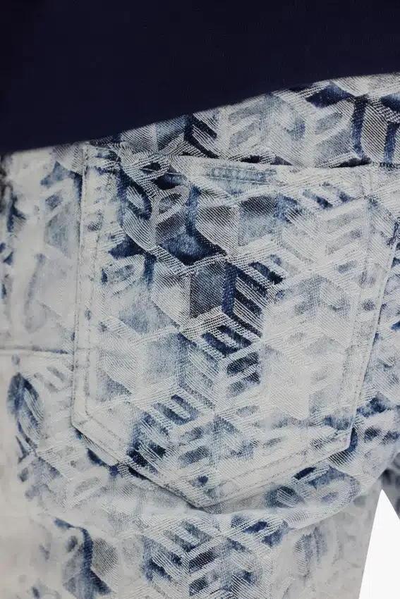 P001 Jacquard-monogram