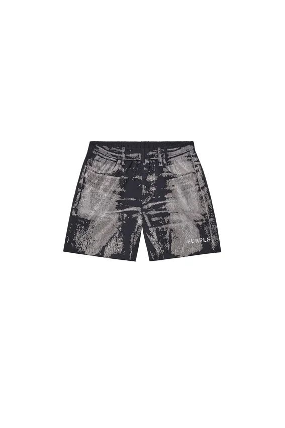 Shorts med slitna kristaller runt om